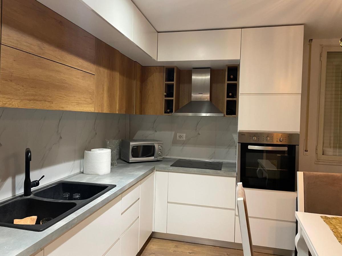 Apartament Tirana Golden Park Zewnętrze zdjęcie